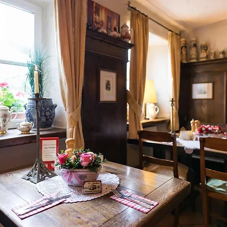 齐梦曼公寓式酒店 4* 阿尔肯